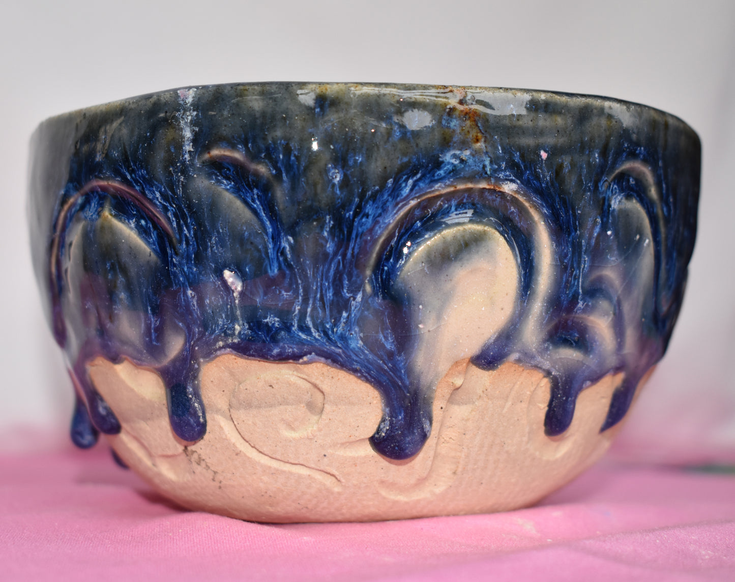 Carved Drippy Bowl