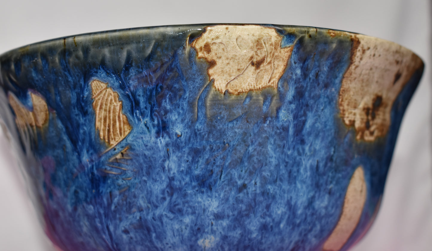 Carved Drippy Bowl