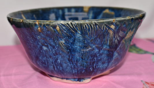 Carved Drippy Bowl